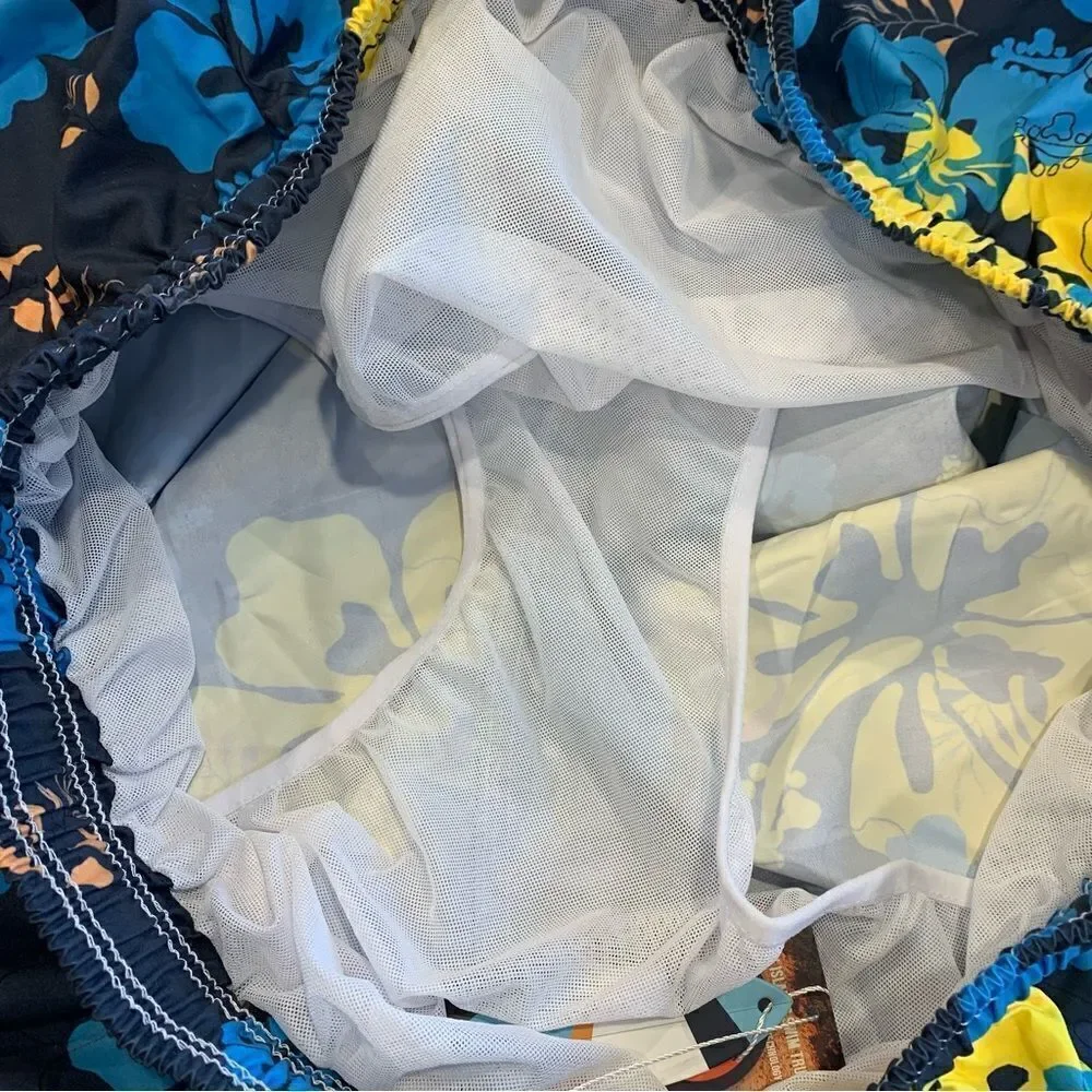SIX ISLANDS Mens Swim Trunks Recycled Plastic Fabric Size 3XL